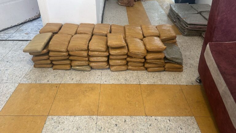 Operación policial permitió la captura de 4 presuntos implicados en el tráfico de drogas