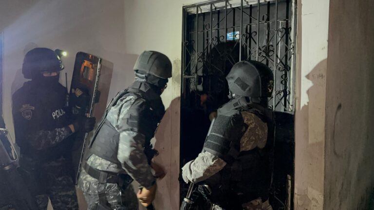 Operativos policiales dejan más de 100 aprehendidos y 21 armas incautadas