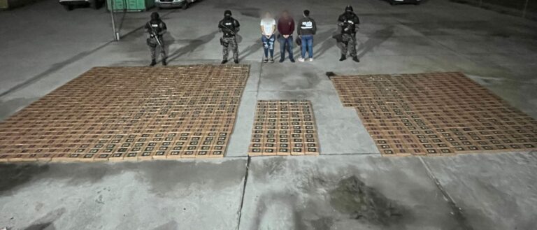 Operativo policial permitió la aprehensión de dos personas con sustancias ilícitas
