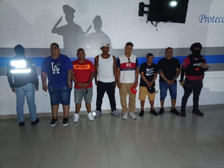 Seis sujetos pertenecientes a un grupo terrorista fueron aprehendidos en un allanamiento en Guayaquil