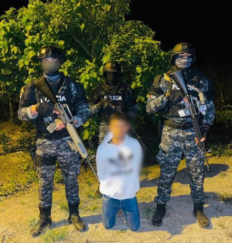 Un terrorista aprehendido por tenencia ilegal de armas de fuego en Manta 
