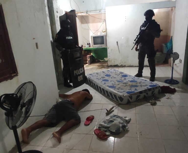 Policía interviene domicilio utilizado para expendio de droga en el barrio Codesa Esmeraldas