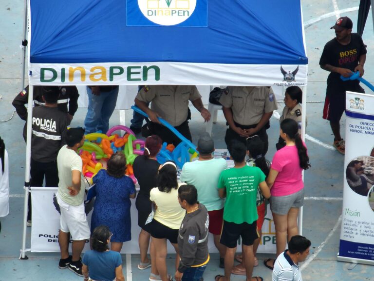Una feria para hablar de seguridad en Manta
