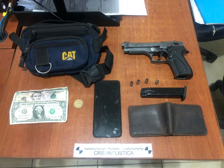 Aprehensión de un ciudadano por tenencia y porte de arma de fuego