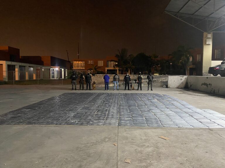Droga que tenia como destino Italia fue incautada en puerto de Guayaquil