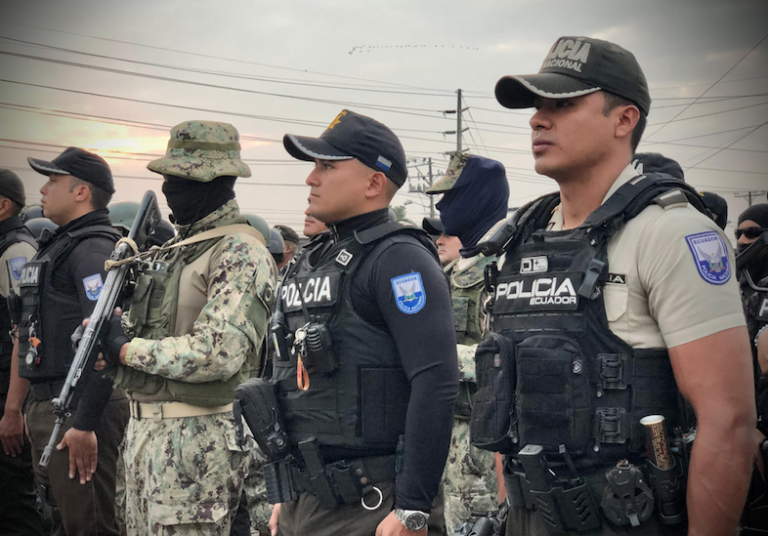 Policía interviene los sectores priorizados de Durán