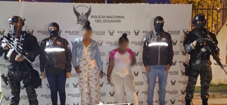 Dos ciudadanas aprehendidas en operativo de intervención ejecutado en Esmeraldas