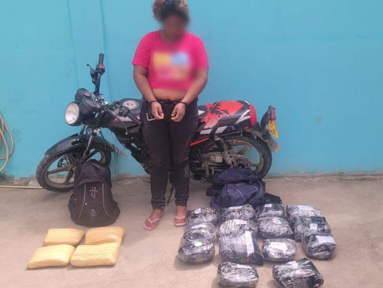 En Esmeraldas la Policía Nacional incauta droga en operativo de interdicción