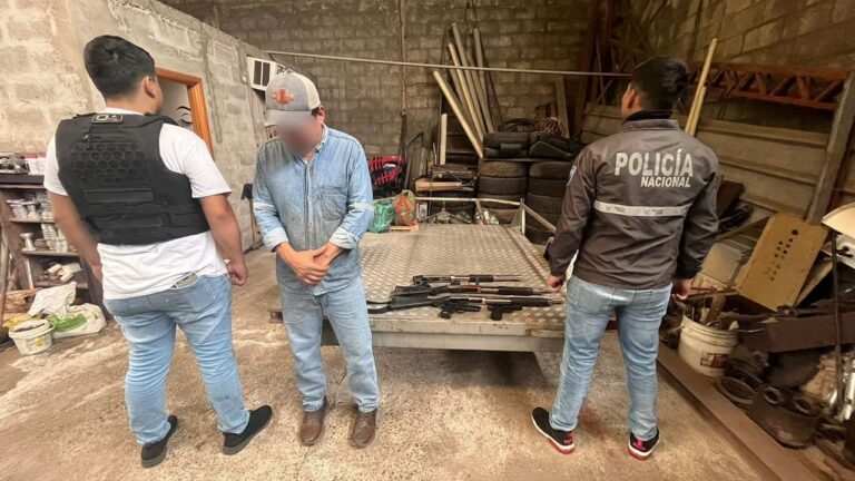 Se aprehendió a un ciudadano por tráfico de armas y municiones en Los Ríos