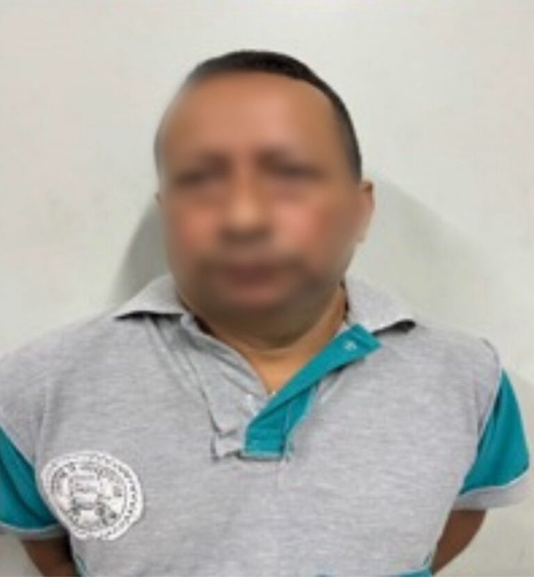 Policía aprehendió a una persona que tenía en su poder varias armas de fuego en Los Ríos