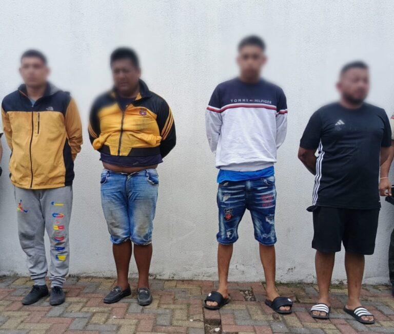 Operativo policial permitió la liberación de una persona secuestrada y la aprehensión de cuatro sospechosos