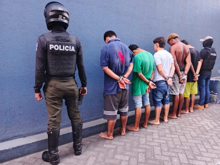 Operativo policial en el Sur de Guayaquil deja cinco menores aislados