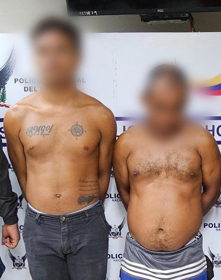 Operativo policial en Los Ríos deja dos aprehendidos, presuntos implicados en un hecho delictivo al interior de un bus