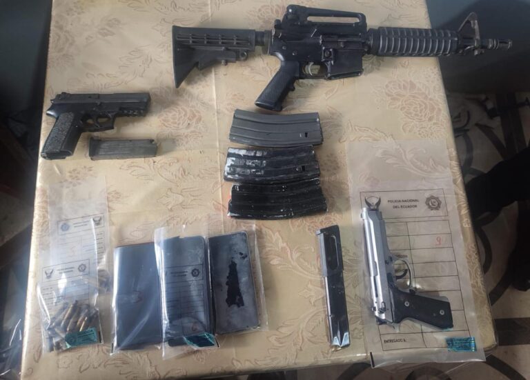 Policía aprehendió a dos presuntos implicados en un hecho delictivo en Machala