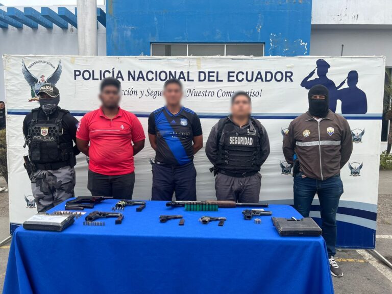 Policía incauta 7 armas de fuego tras operativos en Durán