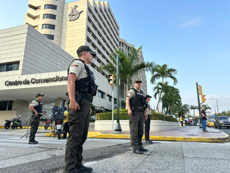 Operativos policiales dejan 573 detenidos y 26 menores aislados en la Zona 8