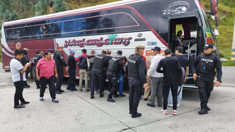 Policía Nacional ejecuta operativos constantes en la provincia de Loja