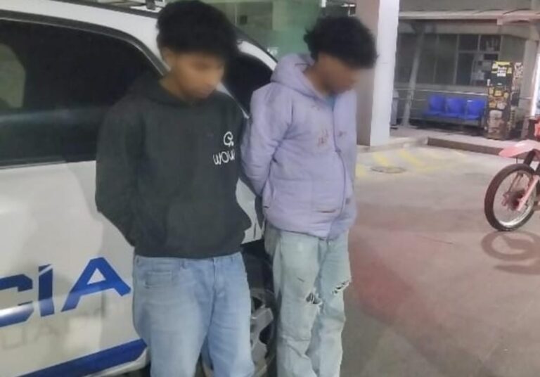 Policía aprehende a presuntos autores de asalto y robo