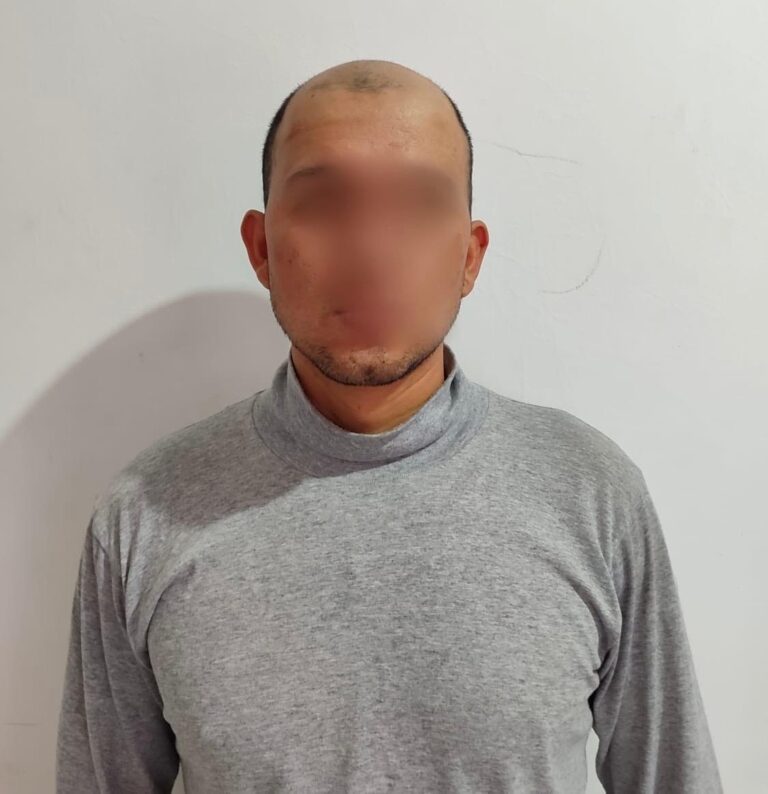 Policía Nacional aprehende a presunto expendedor de cocaína, en Loja