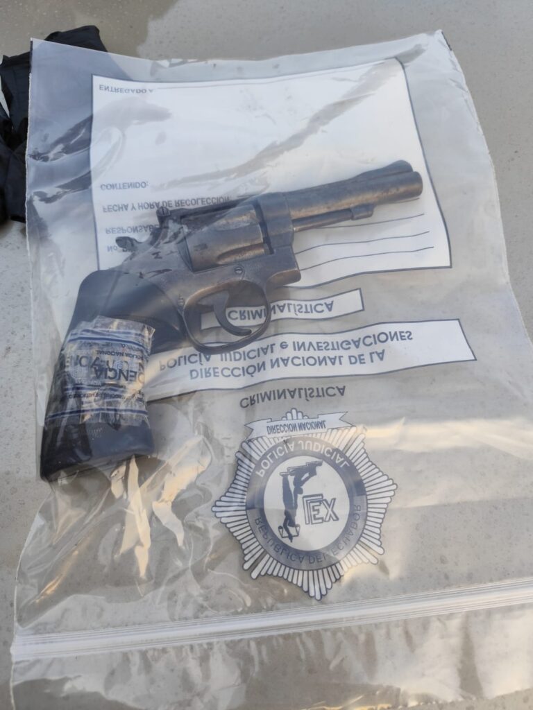 En un ataque armado policías aprehenden a sospechosos en Daule