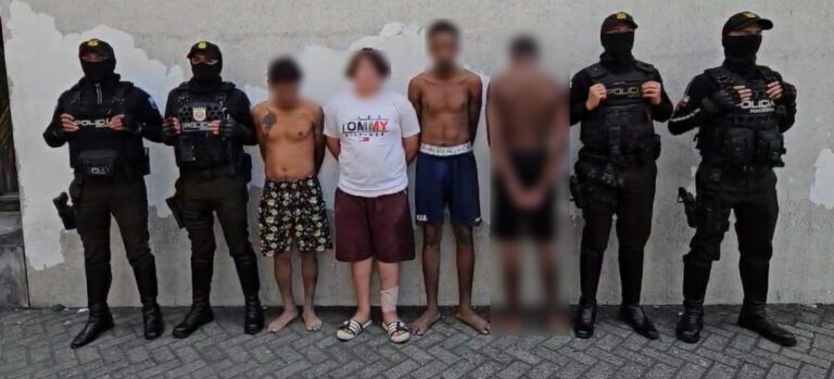 Allanamientos en Progreso permiten la captura de 4 presuntos miembros de un GAO