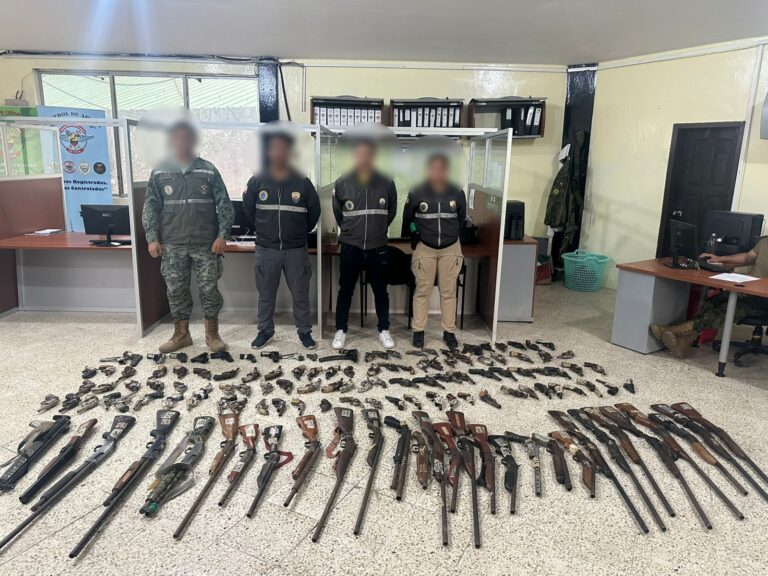 Policía entregó 135 armas de fuego a Fuerzas Armadas para su destrucción