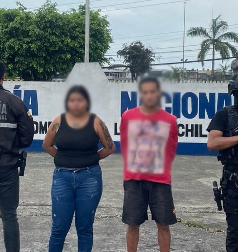 4 aprehendidos entre ellos dos adolescentes por el delito de extorsión, bajo la modalidad de ‘vacuna’ en Unidad Educativa