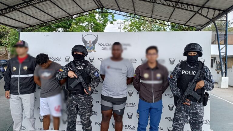 Tres presuntos implicados en el delito de asesinato fueron capturados en Esmeraldas