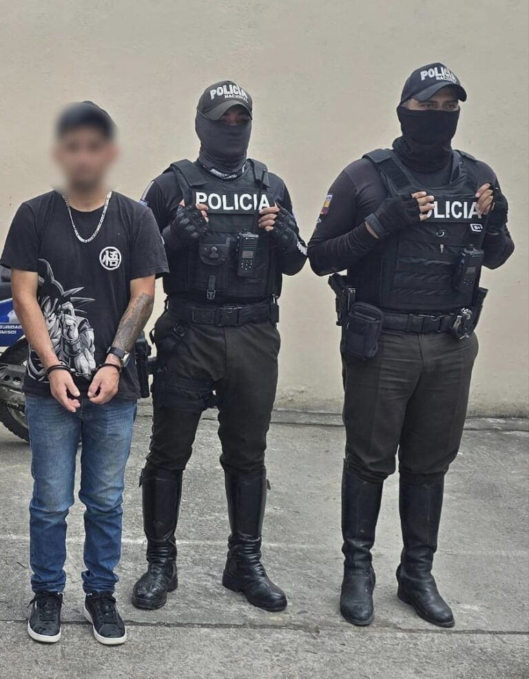 Ciudadano aprehendido por tráfico de sustancias ilícitas, tras persecución en Yantzaza