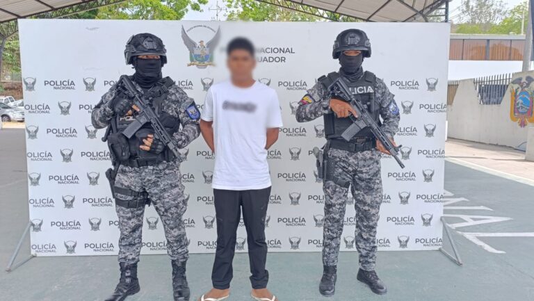 En Esmeraldas, fue capturado alias «La Chorca» con boleta de captura por el delito de asesinato