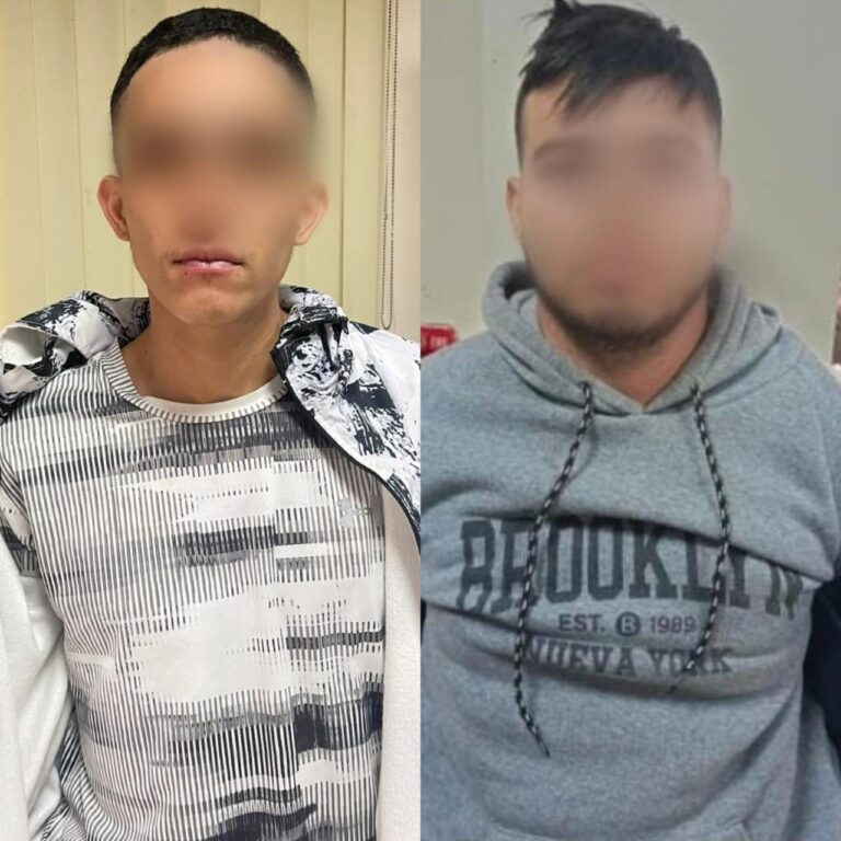 Policía aprehende a dos sujetos por presunto delito de porte de armas
