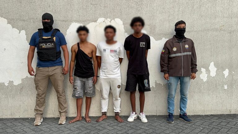 Banda dedicada al robo de motocicletas es desarticulada en Samborondón