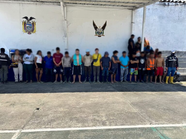 Policía aprehendió a 37 personas implicadas en actividades ilícitas de recursos mineros