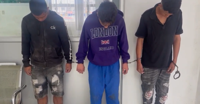 Policía aísla a tres menores presuntos implicados en un secuestro en Guayaquil