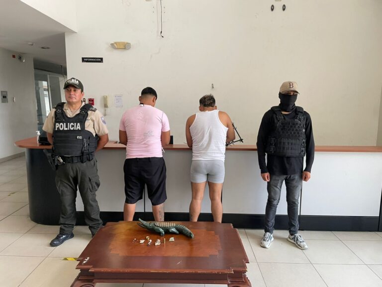 Allanamientos en el suburbio de Guayaquil dejan dos aprehendidos