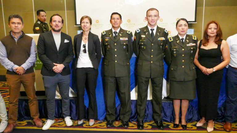 La Policía y Ecuador serán representados por un uniformado escalando la cima del Everest sin oxígeno