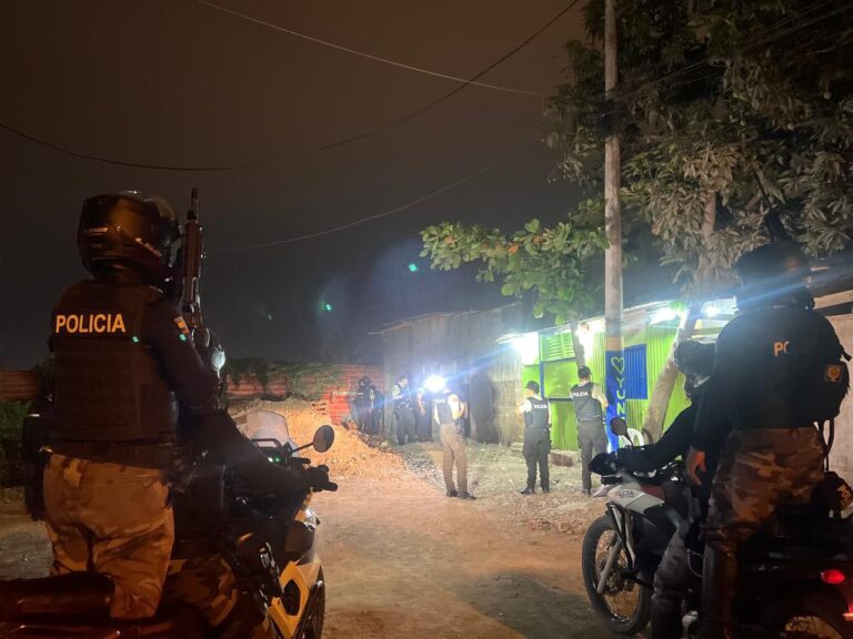 Policía aprehende a 15 sujetos durante diferentes operativos en Durán