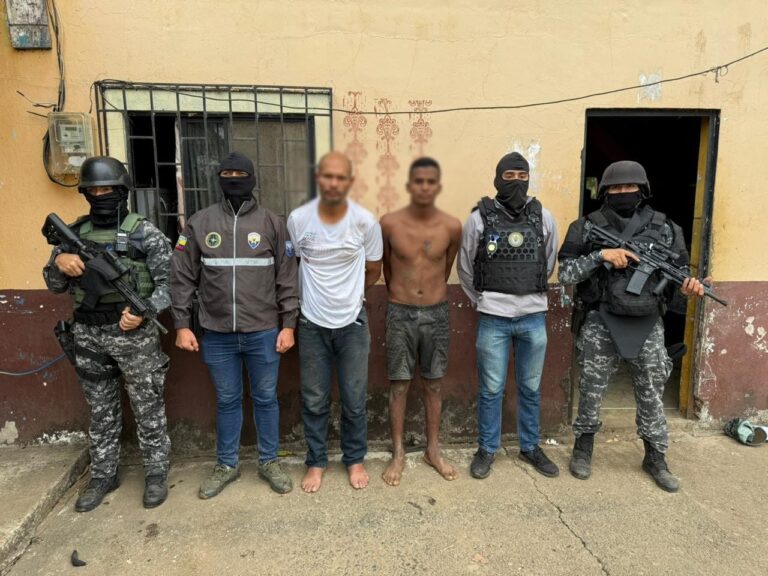 Policía Nacional aprehende a integrantes de ‘Los Choneros’, en Los Ríos