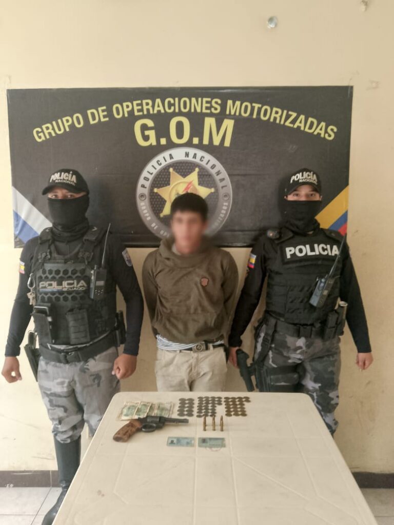 Policía capturó a presunto asaltante con arma de fuego en Manabí