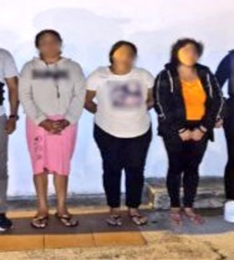 En Guayaquil fueron aprehendidas tres mujeres por el delito de extorsión