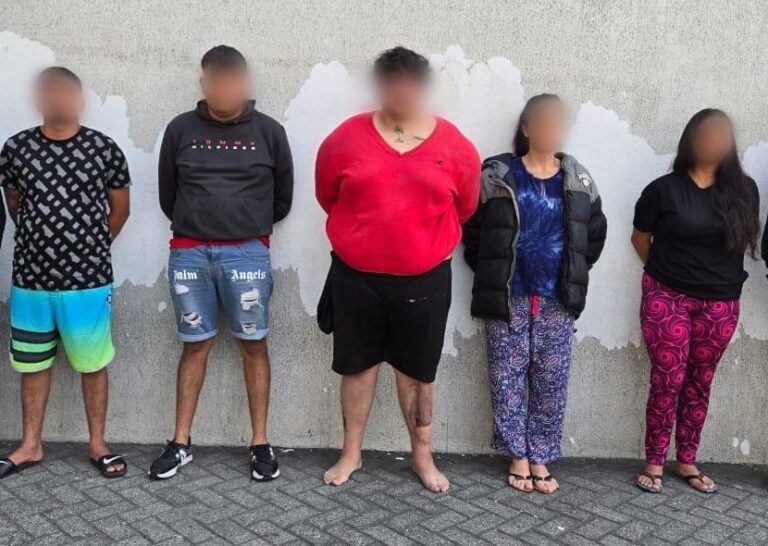 Cinco presuntos extorsionadores fueron capturados en Guayaquil