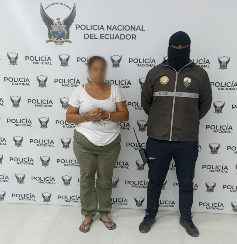 En Atacames fue capturada una ciudadana extranjera implicada en el delito de asesinato
