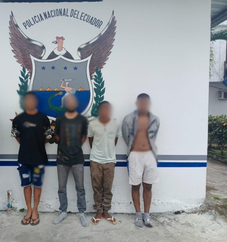 Policía captura a cuatro ciudadanos y decomisa un arma de fuego tras enfrentamiento   
