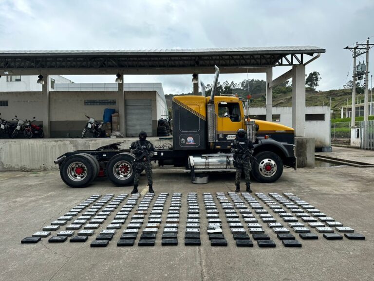 Operativo policial permitió el decomiso de droga en Tulcán