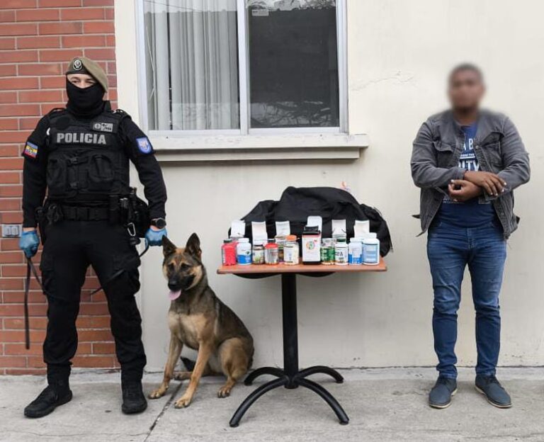Policía Nacional intensifica controles antinarcóticos en aeropuertos