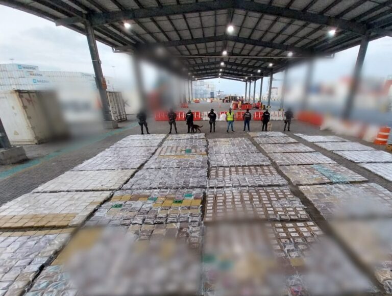 Policía incautó más de 3 toneladas de cocaína en Guayaquil