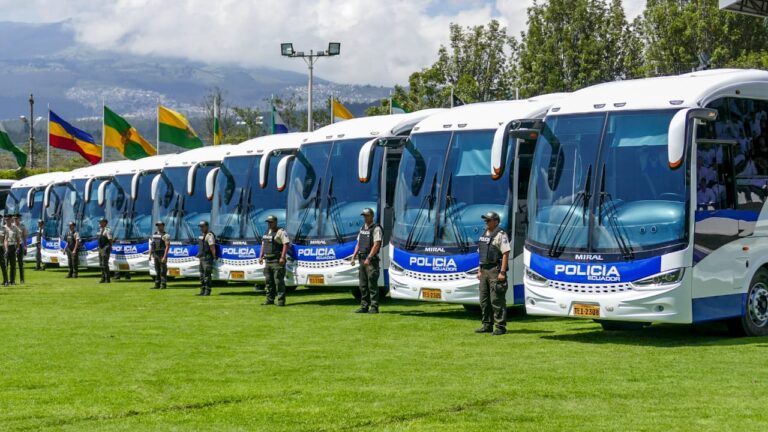 Fortalecimiento de la seguridad ciudadana con la constatación de vehículos para la Policía Nacional