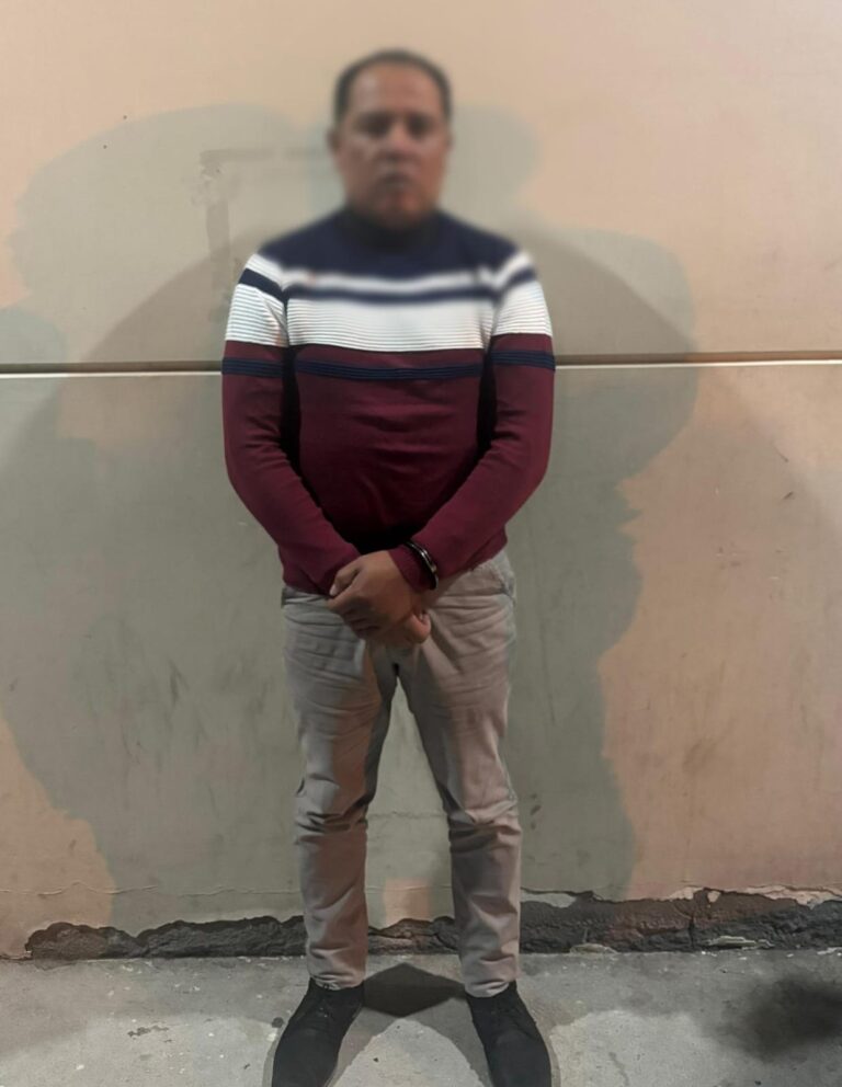 Un aprehendido por el delito de extorsión en Quito