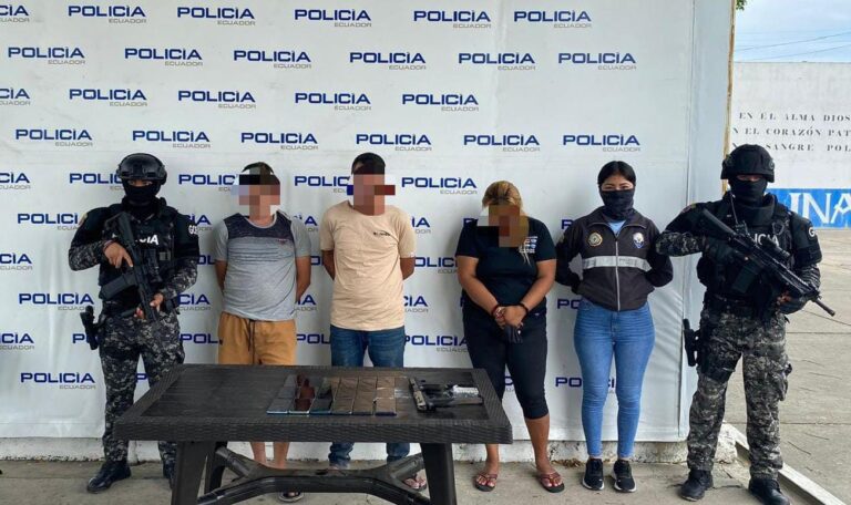Aprehensión de tres personas por presunto delito de extorsión en Pasaje