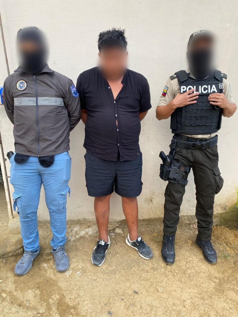 Policía detiene a un sujeto que mantiene una orden de captura vigente en Guayaquil